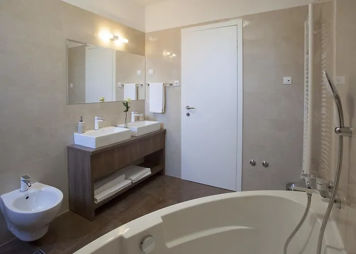 公寓 Luxury Penthouse Monriva