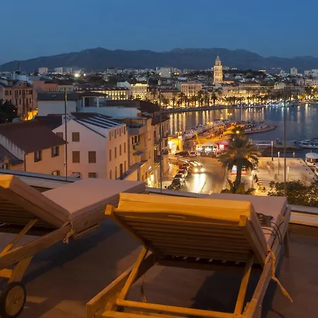 Luxury Penthouse Monriva Apartman